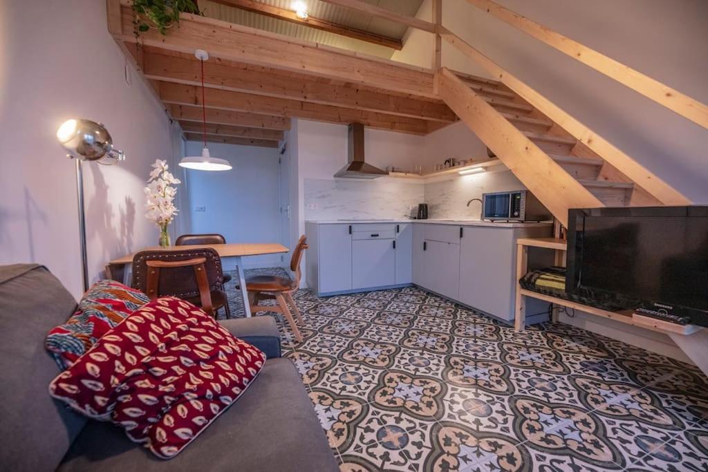 'T Winkeltje - Vakantiehuisje Op Boerderij Huize Blokland Hem Luaran gambar